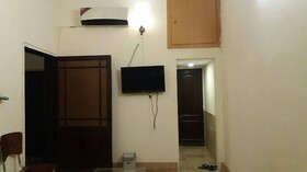 Data Guest House