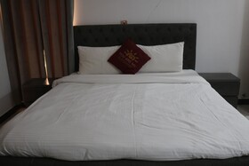 Aqcha Hotel
