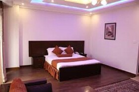 Aqcha Hotel