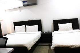 Aqcha Hotel