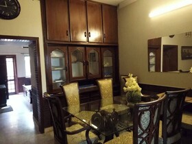 Ashhubz Lodges