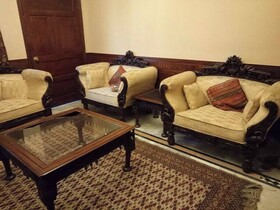 Ashhubz Lodges