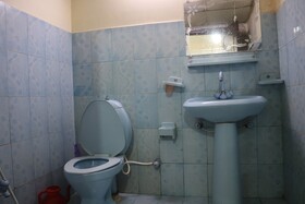Budget Inn