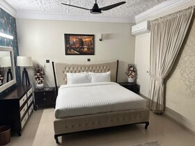 Capital Lodges