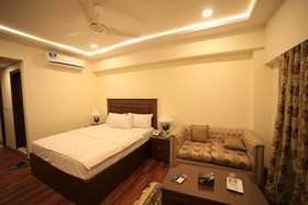 Diplomat Hotel