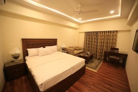 Diplomat Hotel