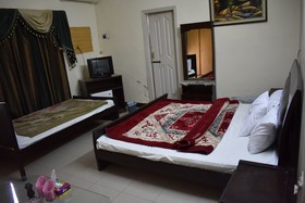 Grand Inn Guest House