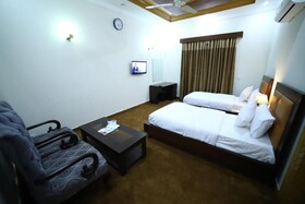 Green Line Motel