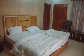 Holyzen Guest House Islamabad