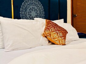 Home Inn Guest House