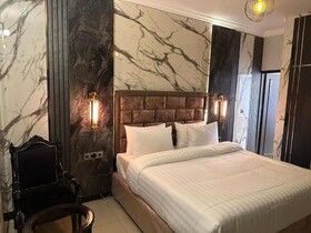 Hotel Oasis by Oxvue