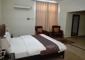 Imperial lodges