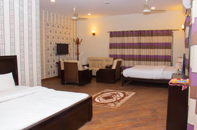 Livin Hub Guest House