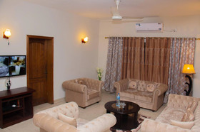 Livin Hub Guest House