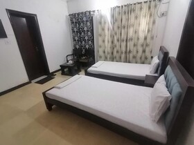 Lux Lounge Guest House