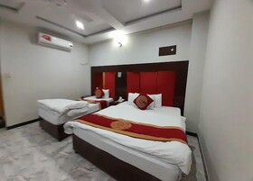 Manat Hotel