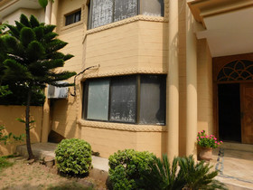 Melberry House