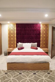 Nuva Hotel