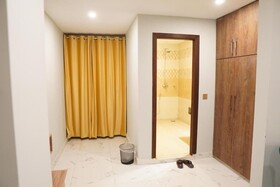 Nuva Hotel