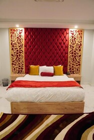 Nuva Hotel