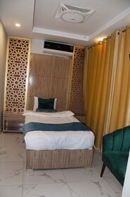 Nuva Hotel