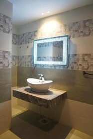 Nuva Hotel
