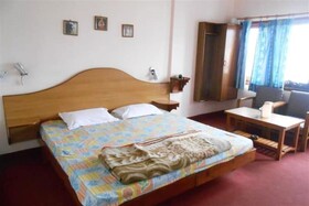 Paramount Guest House