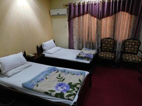Paramount Guest House