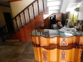 Paramount Guest House