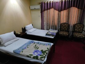 Paramount Guest House