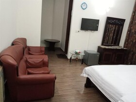 Premier Lodge
