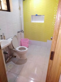 Red Lagoon Guest House