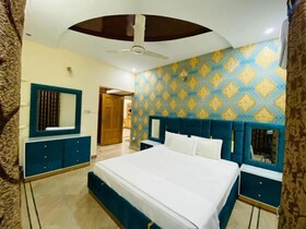 Red Lagoon Guest House