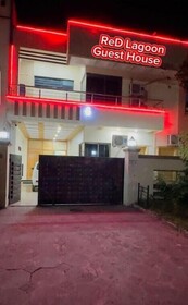 Red Lagoon Guest House