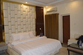 Rose Valet Guest House