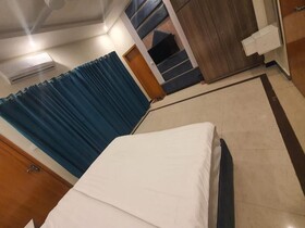 Rose Valet Guest House