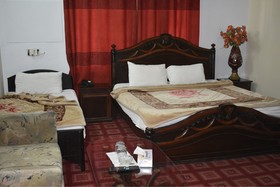 Savanna Inn