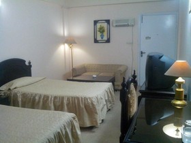 Savanna Inn
