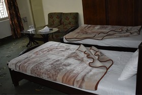Savanna Inn
