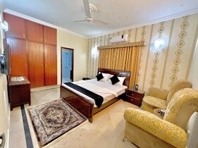 Step Inn Guest House