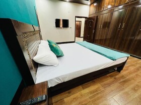 The Comfort Lodges