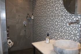 Three Trees Hotel
