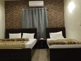 The Inn Gulshan Guest House Karachi