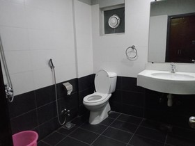 Hira Guest House & Banquet