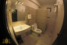 Hotel Crown Inn