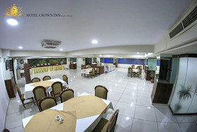 Hotel Crown Inn