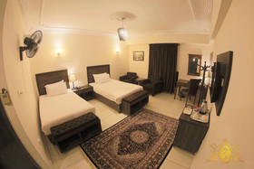 Hotel Crown Inn