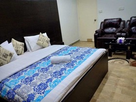 Hotel Defence Inn