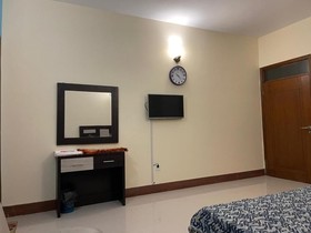 Hotel Executive Lodge