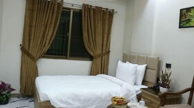 Hotel Pearl Inn